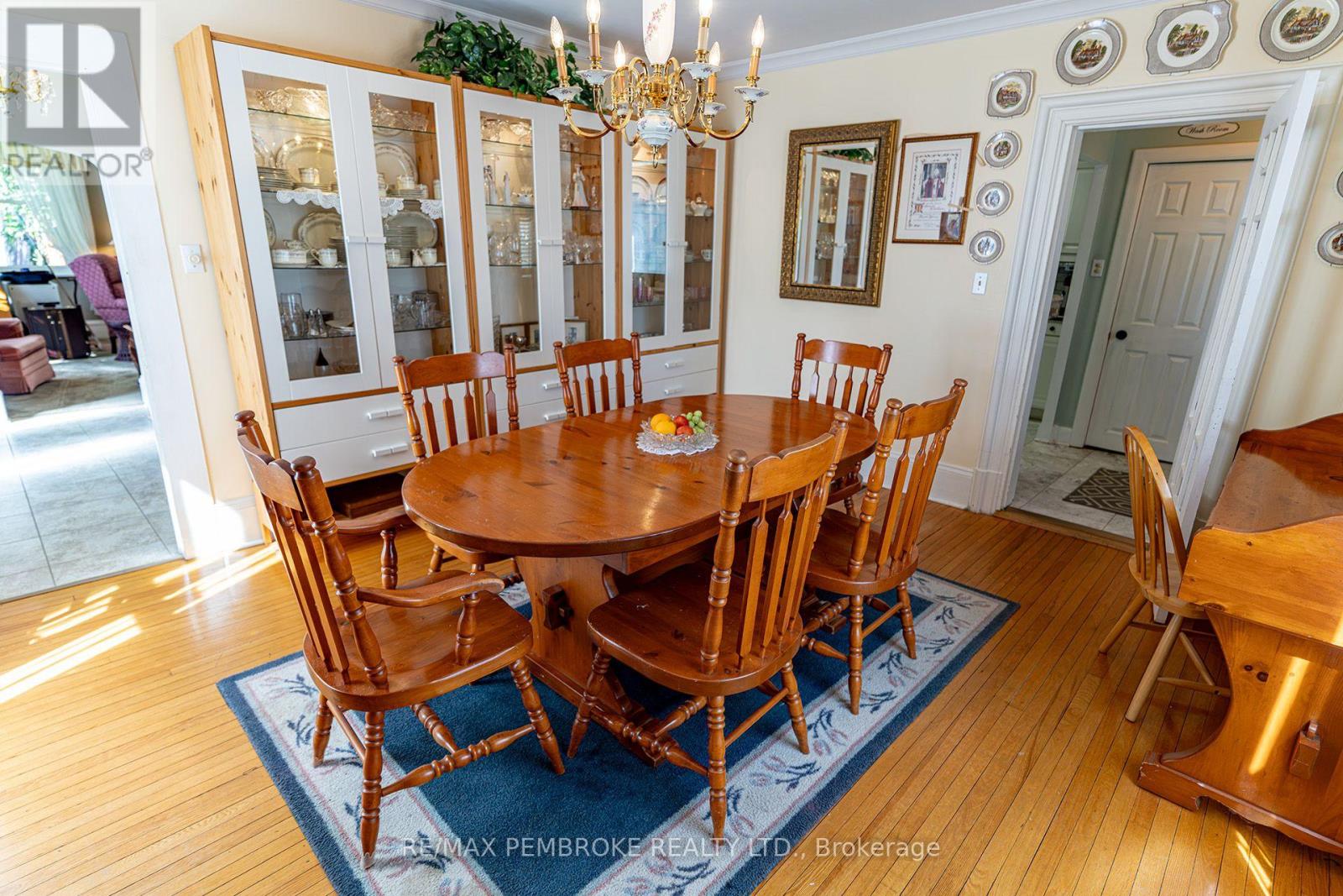 225 MARY STREET - Image 15