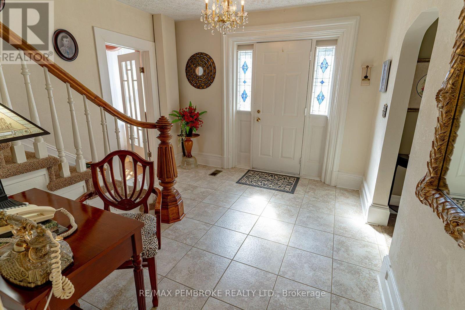 225 MARY STREET - Image 6