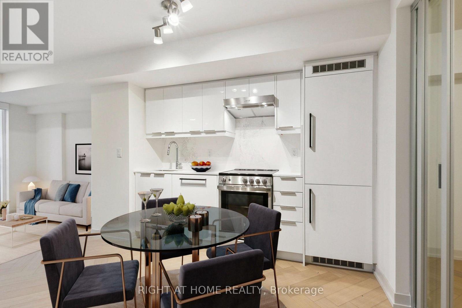 114 - 90 GLEN EVEREST ROAD