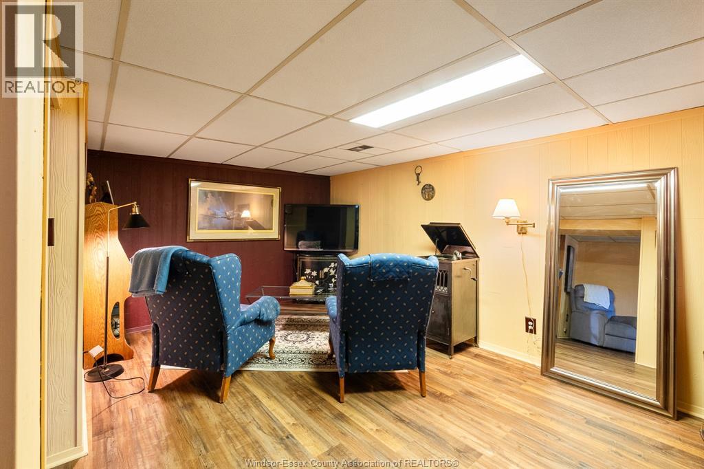 70 Remark DRIVE - Image 32