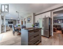 50 The Queensway, Barrie, ON L4M7J3 Photo 15