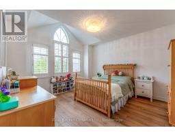 50 The Queensway, Barrie, ON L4M7J3 Photo 24