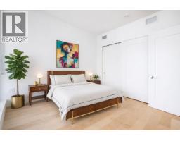 1307 135 E 13th Street, North Vancouver, BC V7L0J8 Photo 9