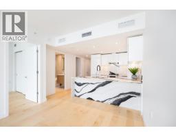 1307 135 E 13th Street, North Vancouver, BC V7L0J8 Photo 17