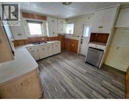 Primary Bedroom - 4802 47 Street, Stettler, AB T0C2L2 Photo 8
