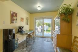 Mud room - 39045 Pth 52 Highway E, La Broquerie, MB R0A0W0 Photo 7