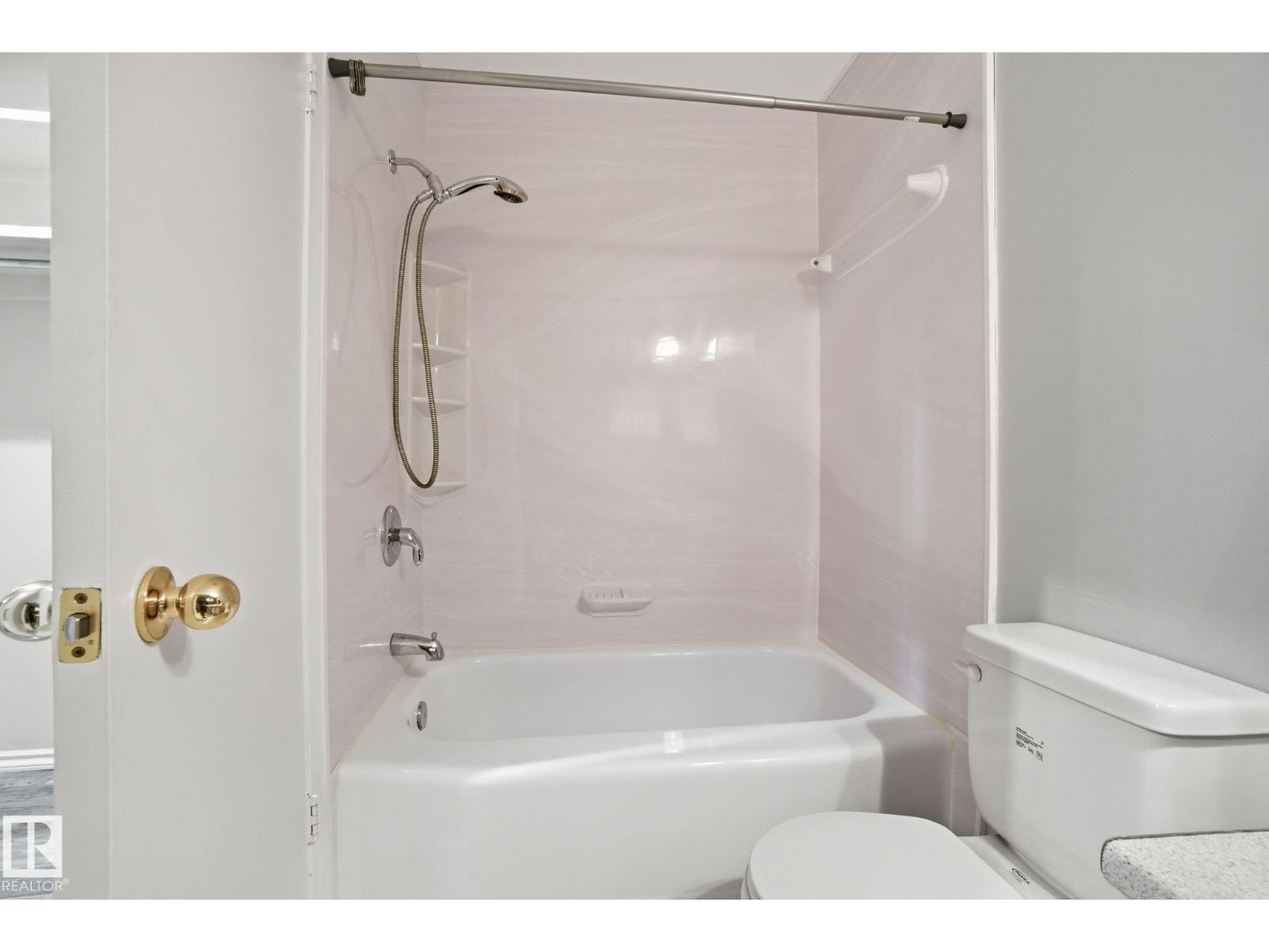 119 SURREY GARDENS GD NW - 16