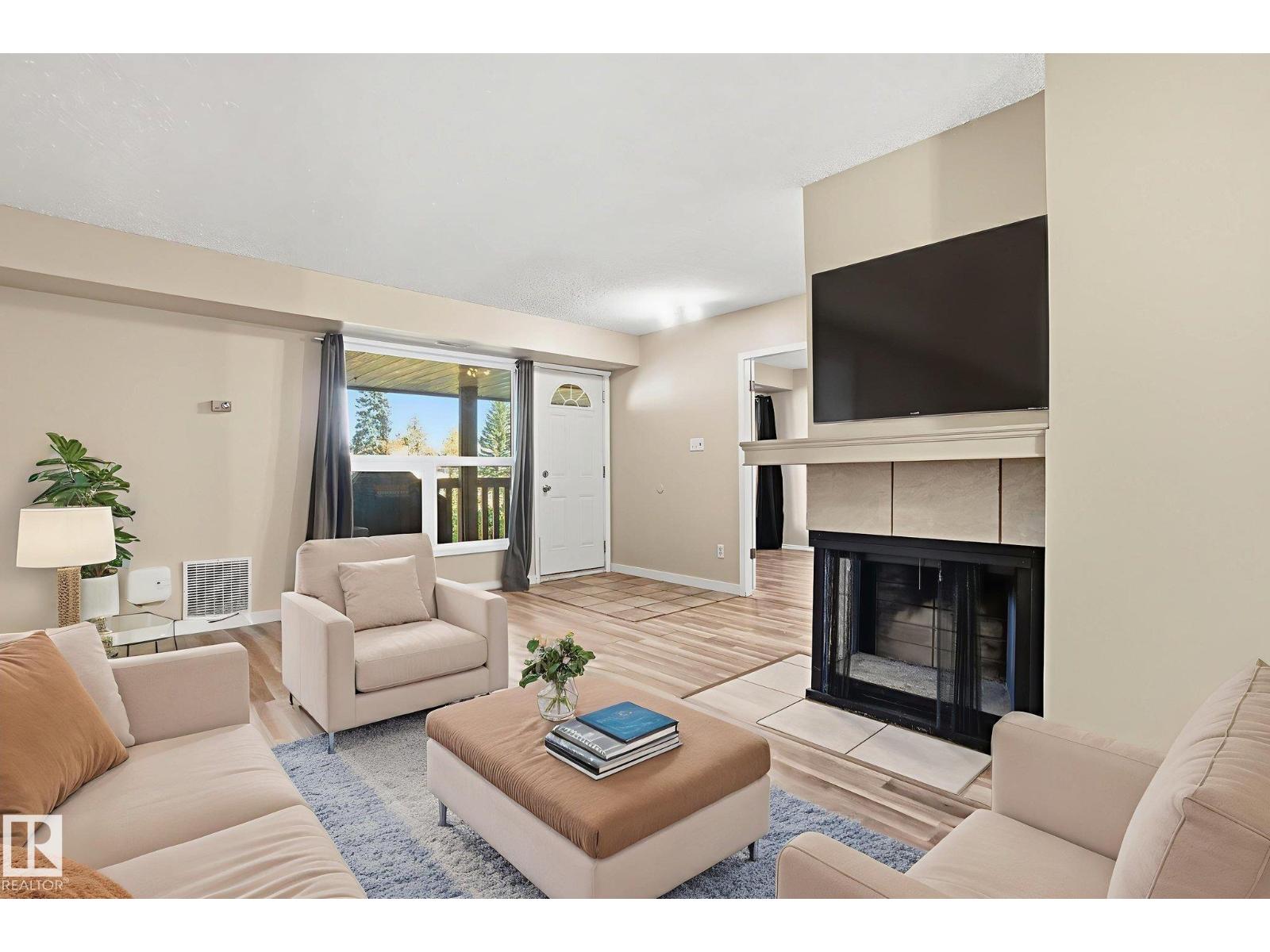 119 SURREY GARDENS GD NW - 8