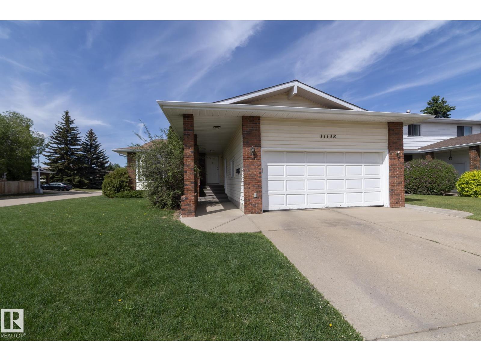 11138 30 AV NW - 1