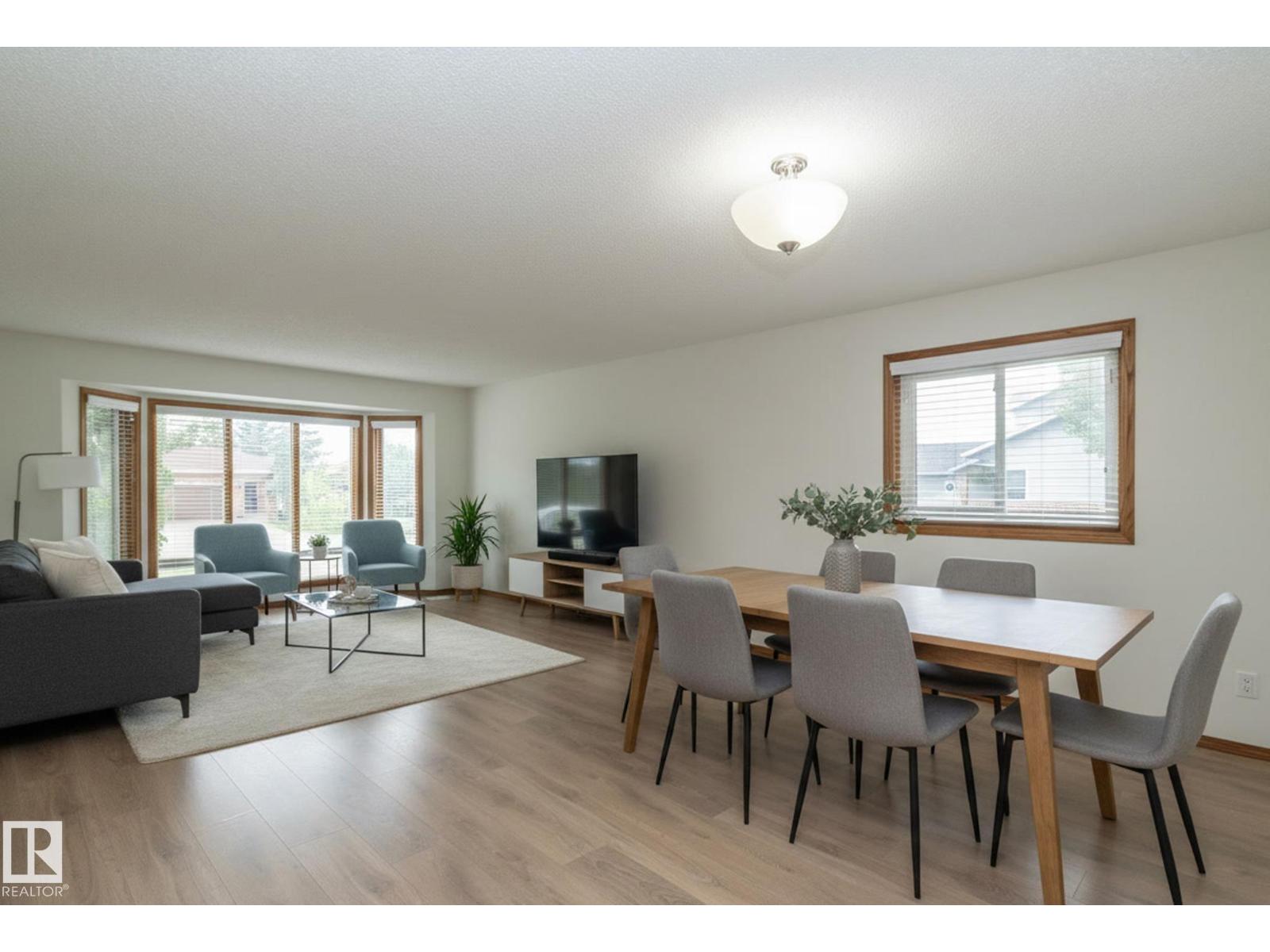 11138 30 Av NW photo 2 — MLS® E4505520