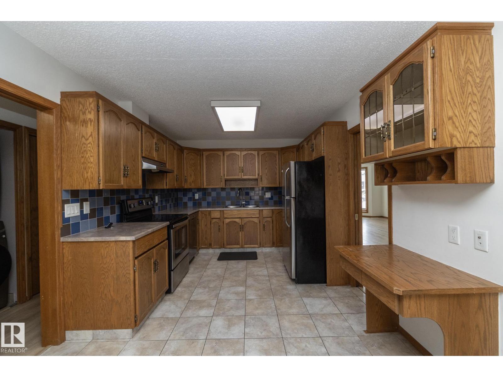 11138 30 Av NW photo 5 — MLS® E4505520