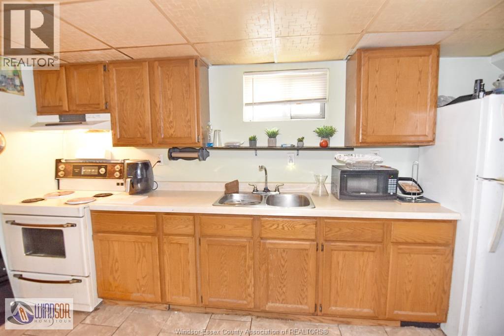 1534 PILLETTE ROAD - Image 18