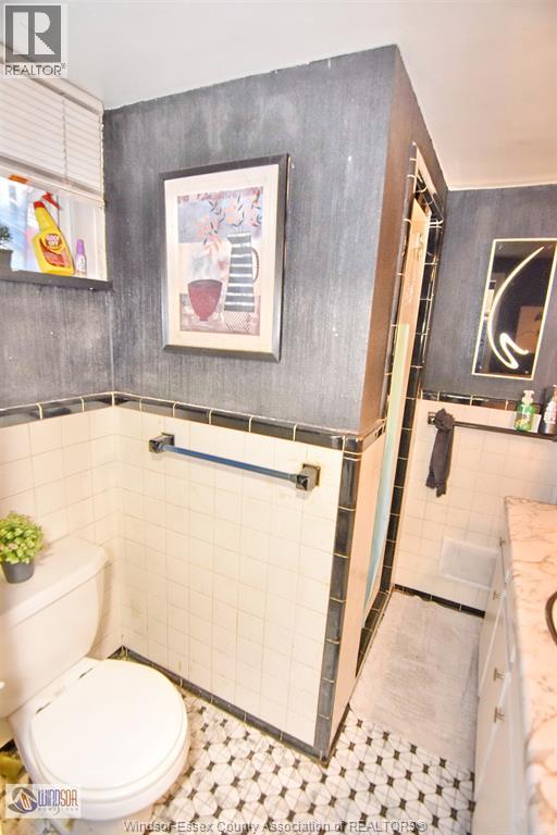 1534 PILLETTE ROAD - 19