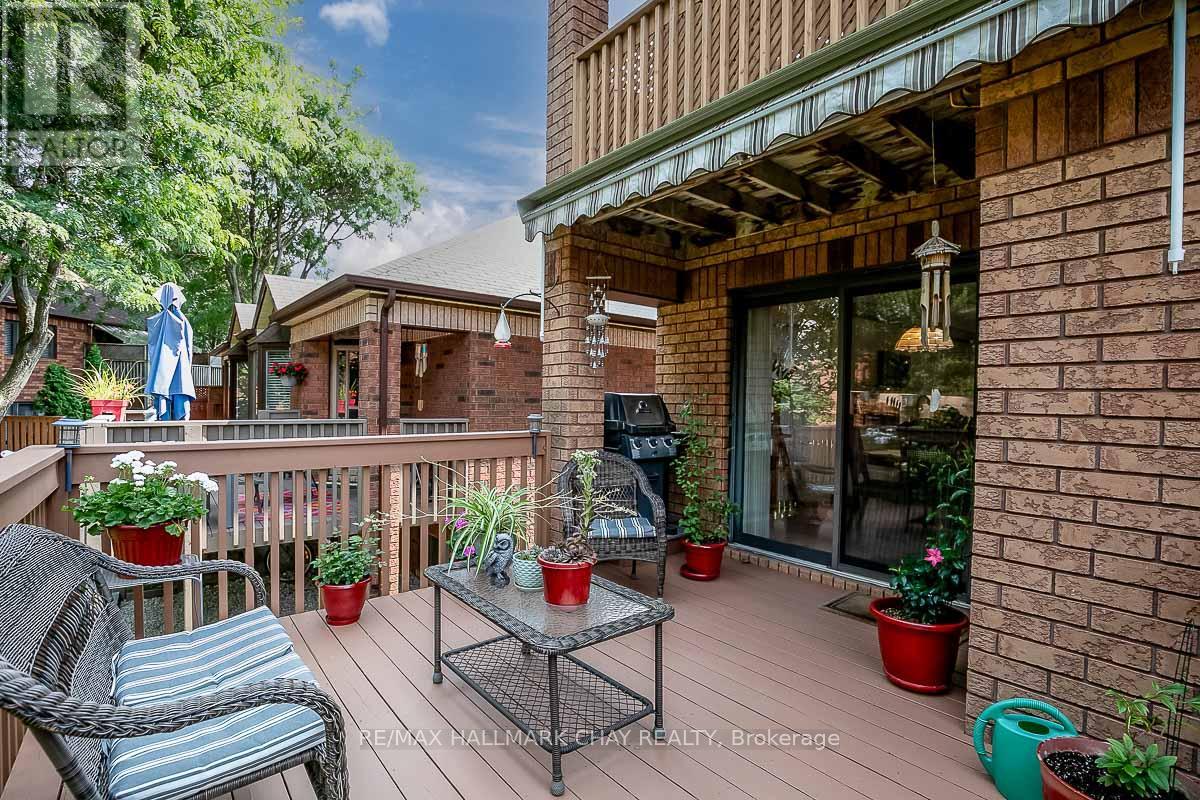 #5 149 RIVERVIEW ROAD - 12