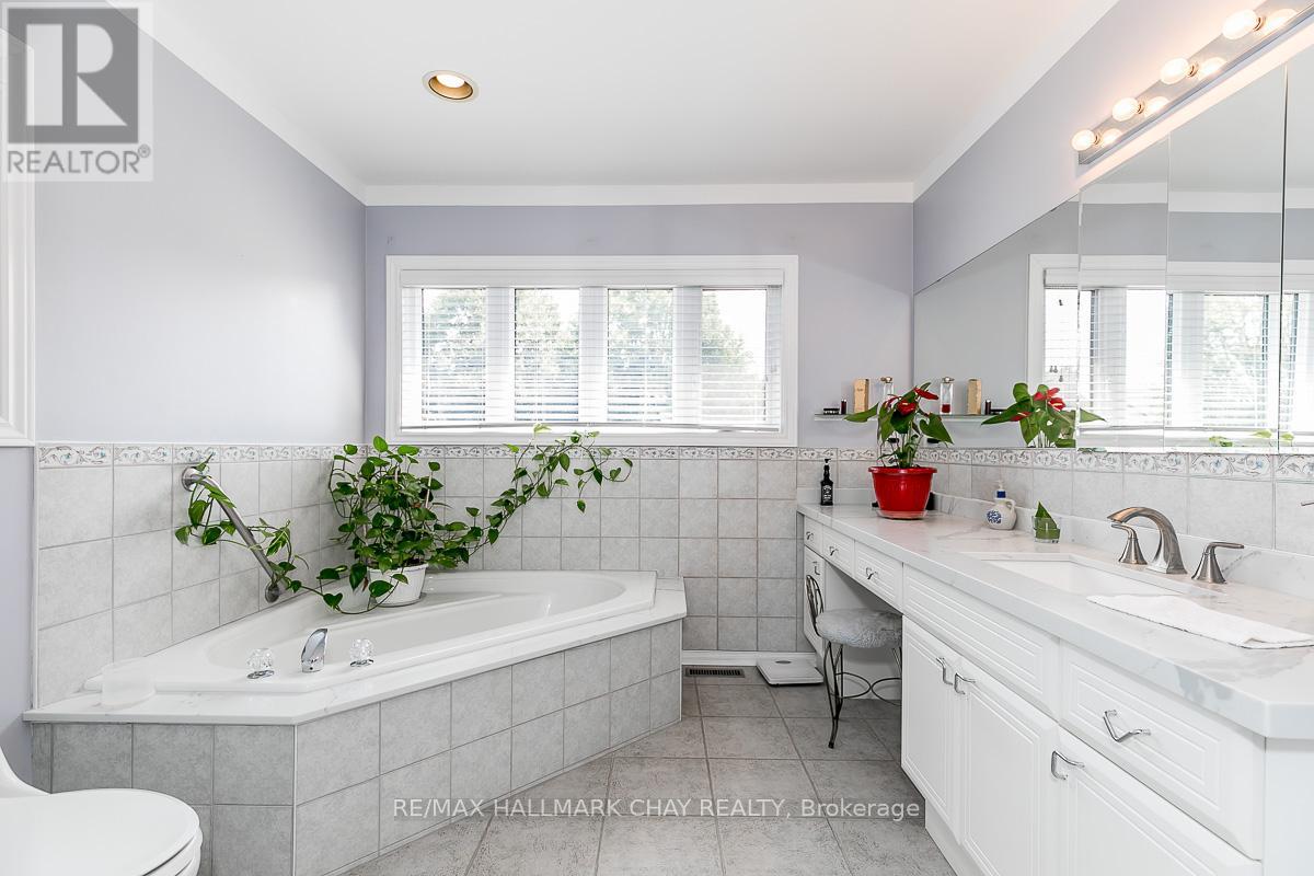 #5 149 RIVERVIEW ROAD - 24