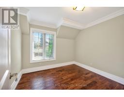 17 Lockheed Boulevard, Toronto, ON M9P2H5 Photo 24