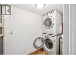 17 Lockheed Boulevard, Toronto, ON M9P2H5 Photo 36