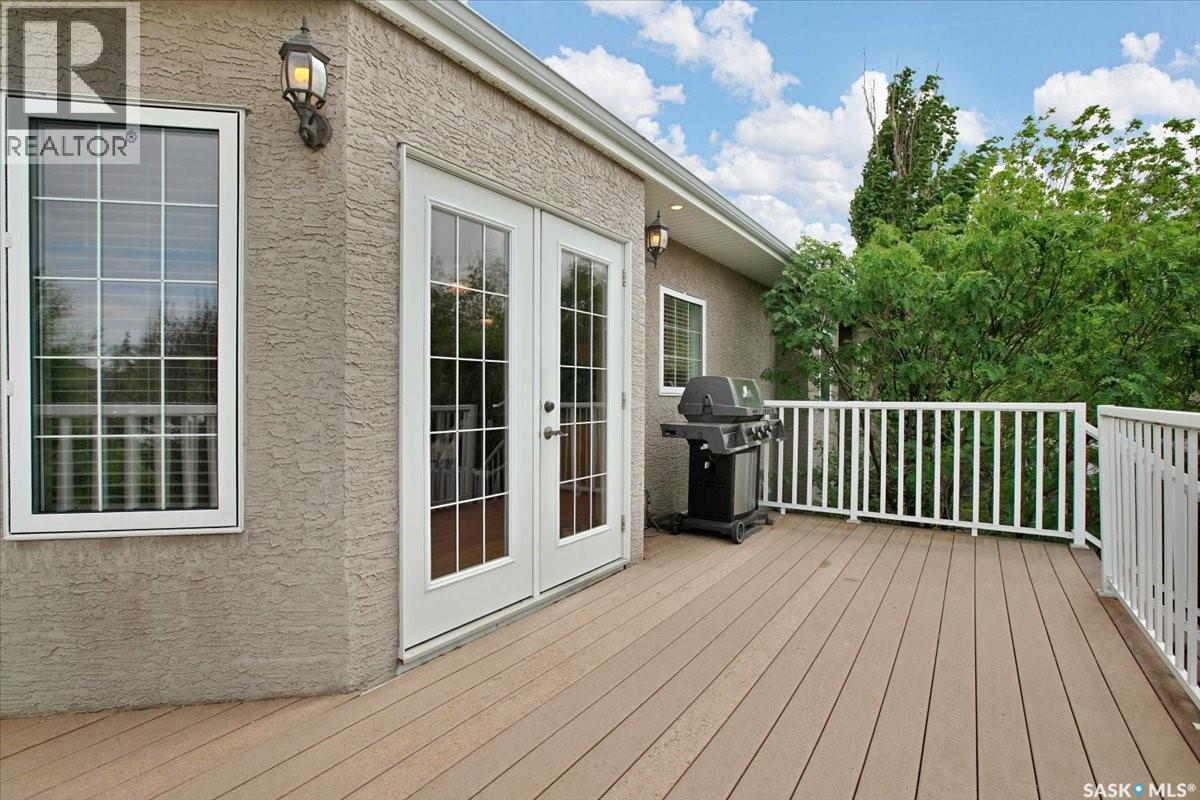 214 Burke PLACE - 36