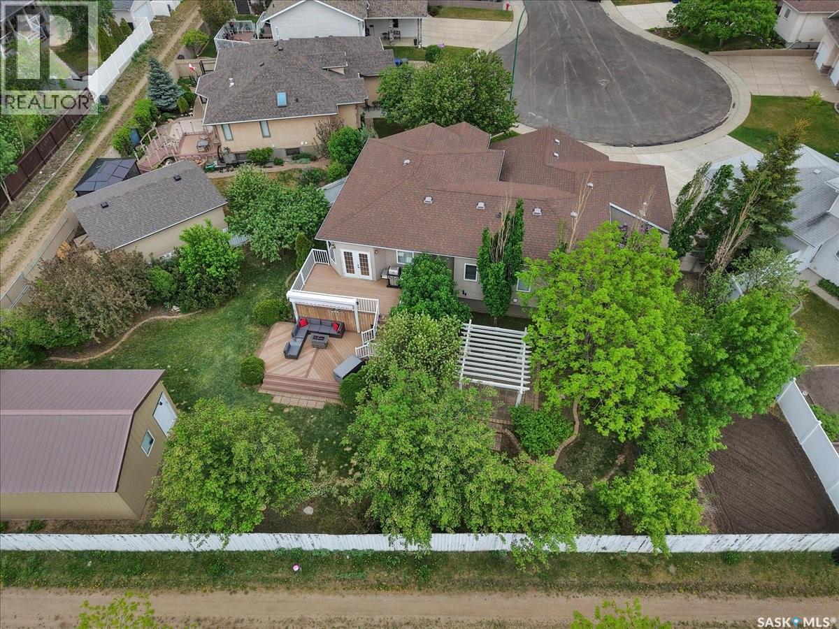 214 Burke PLACE - 47