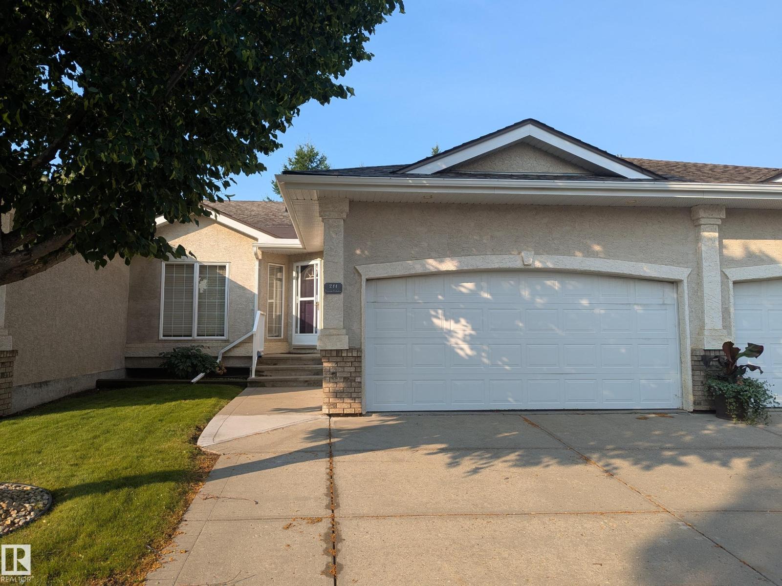 Duplex for sale at 211 Youville Dr E NW, Edmonton — MLS® E4500834