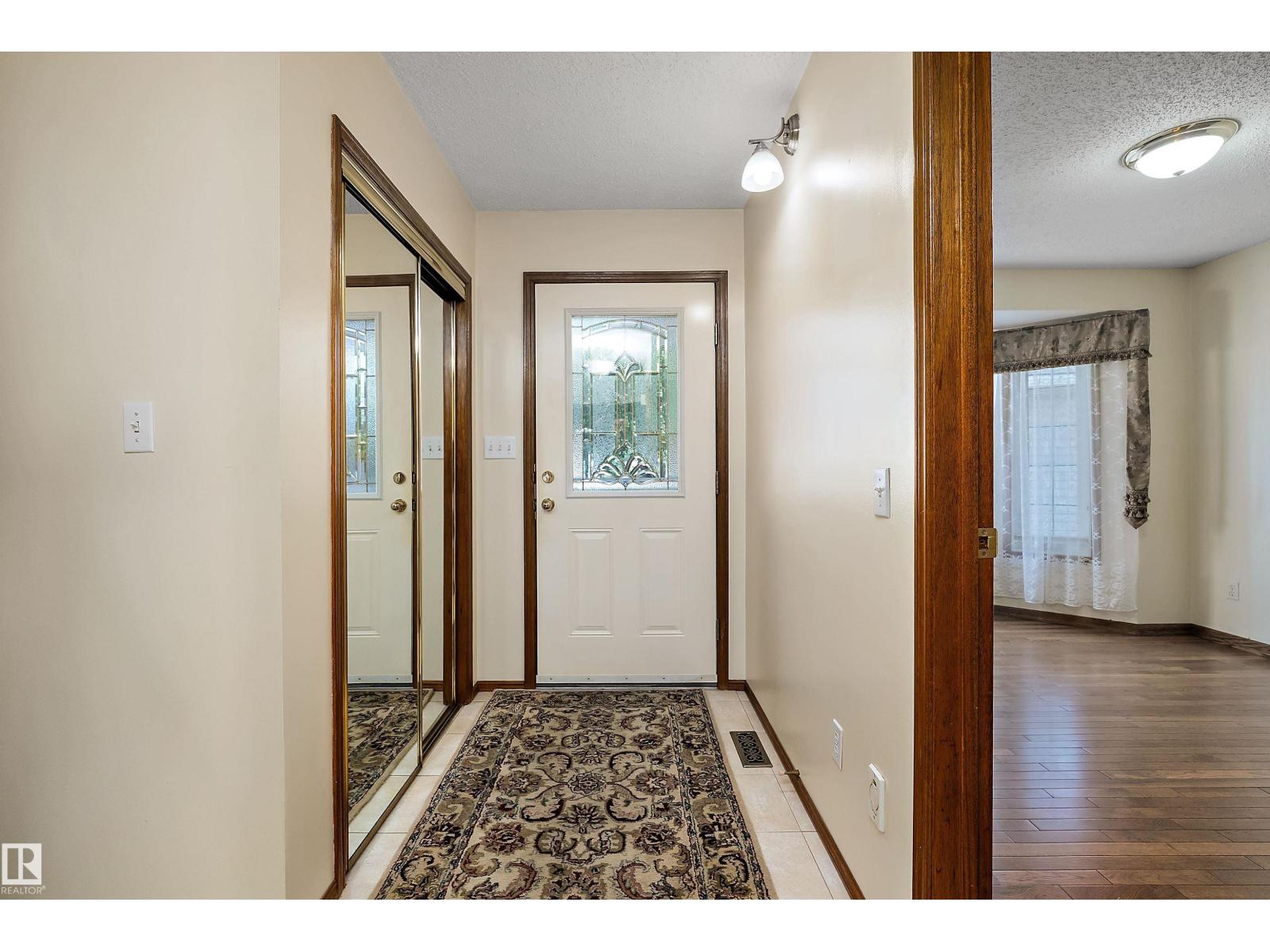 4823 32 Av NW photo 5 — MLS® E4499877