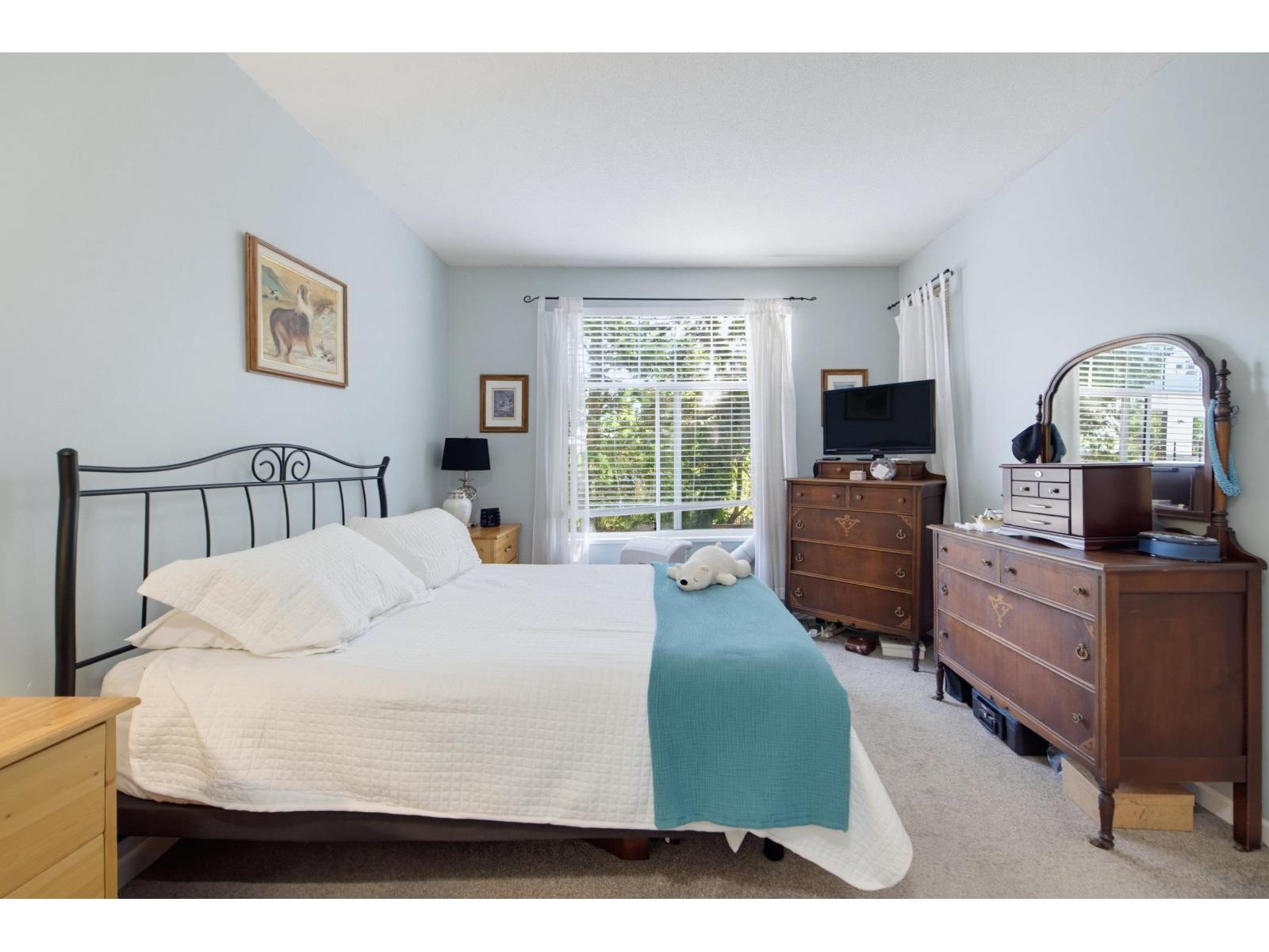 106 5677 208TH STREET, Langley