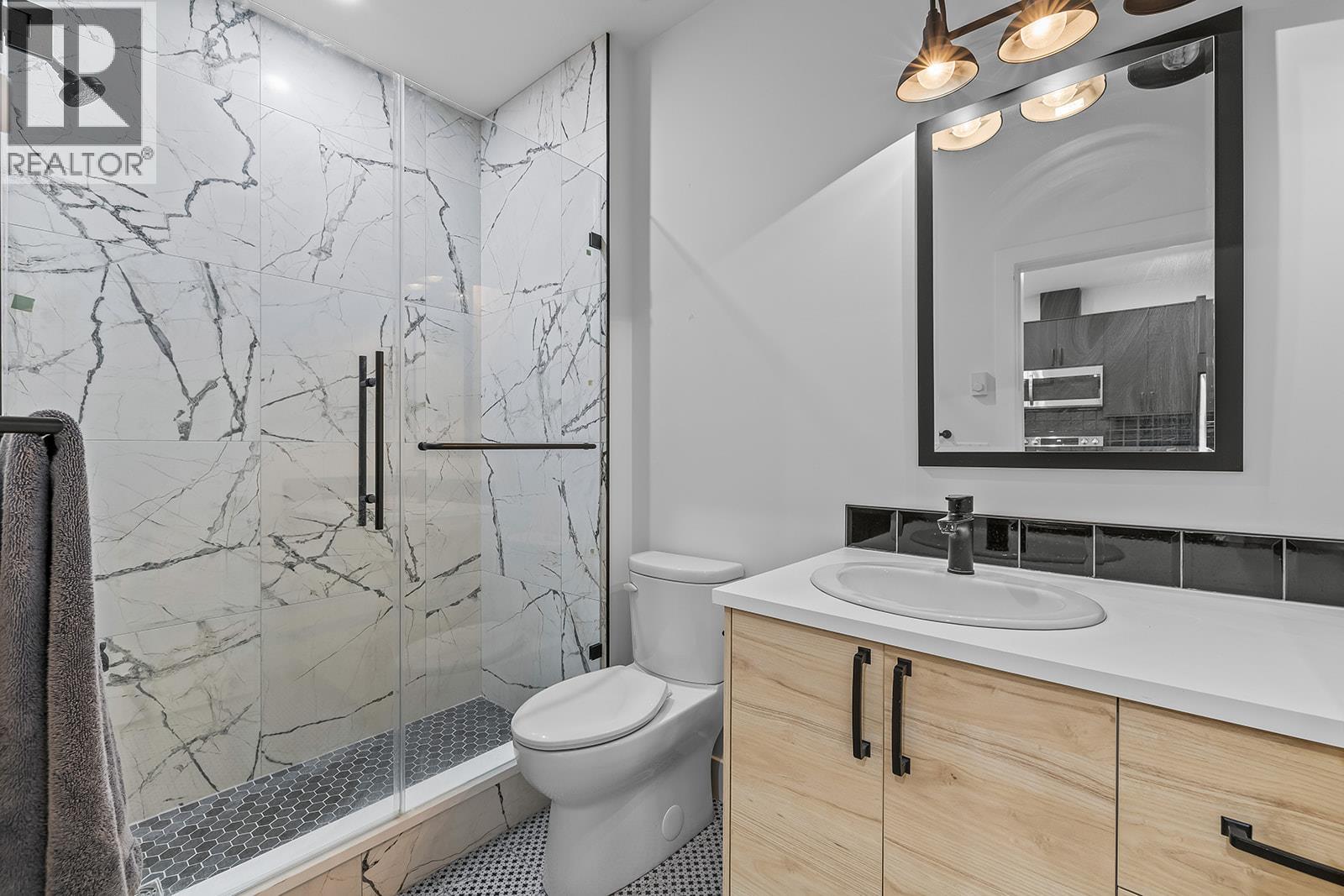 693 Balsam Road - 61
