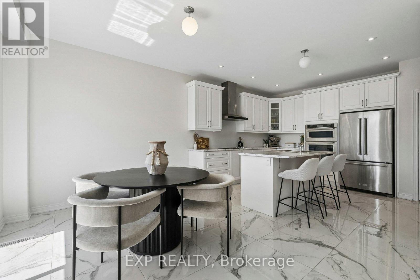 285 CHIPPEWA AVENUE - 13