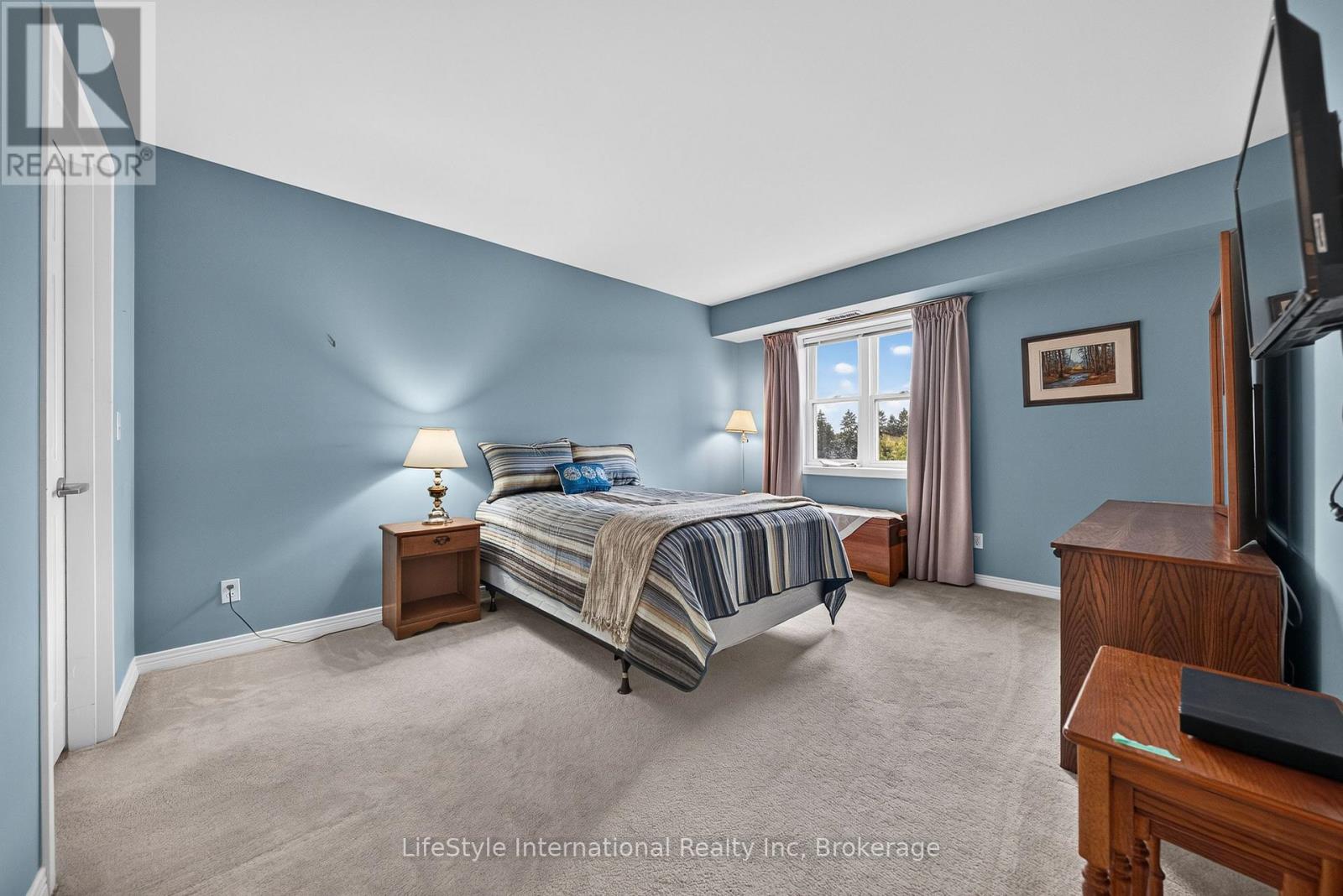 #307 208 SILVERCREEK PARKWAY N - Image 16