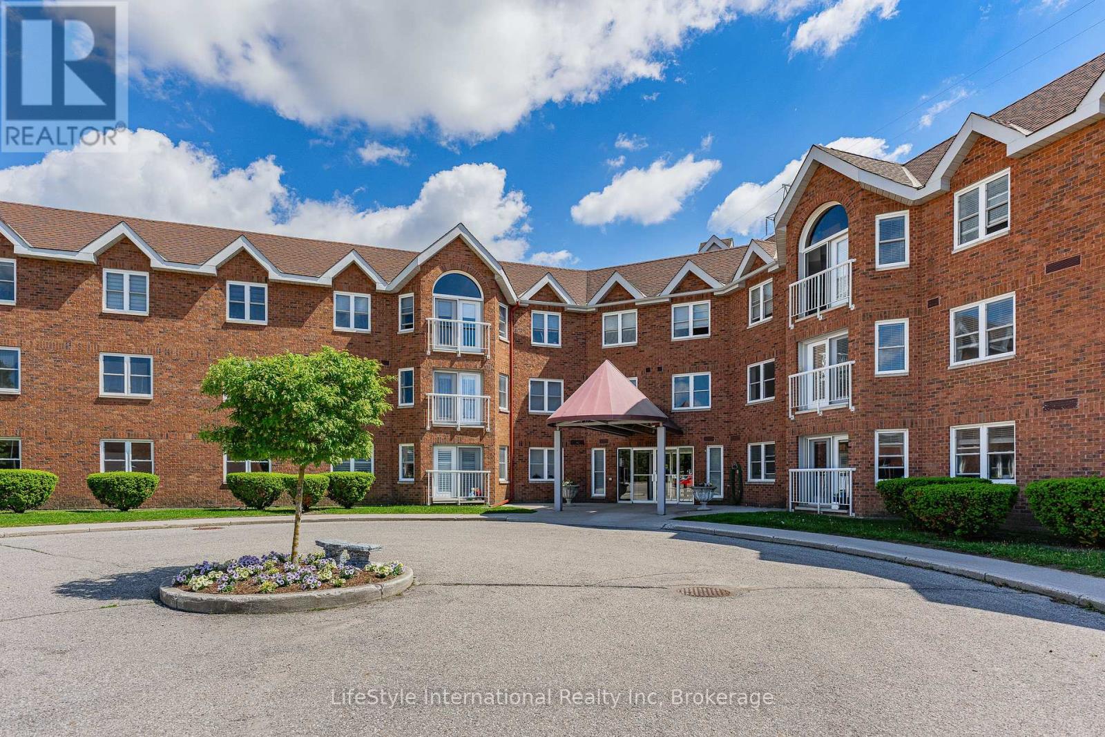 #307 208 SILVERCREEK PARKWAY N - Image 44