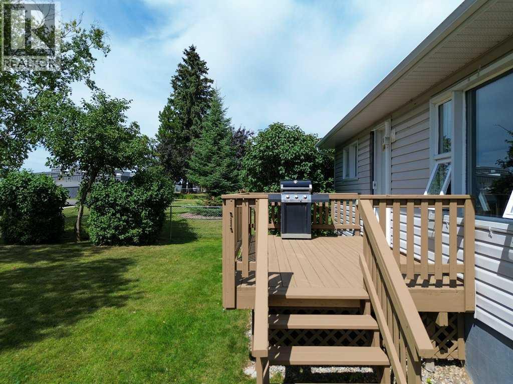 Listing photo – 5323 54 Street, Rocky Mountain House