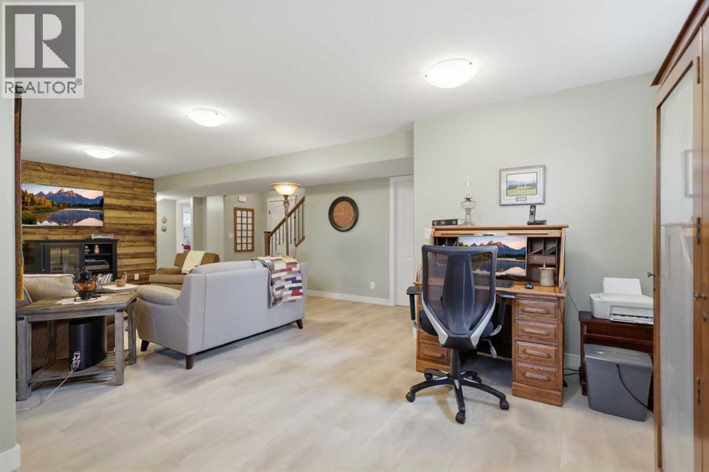 4006 38 Street - Image 28