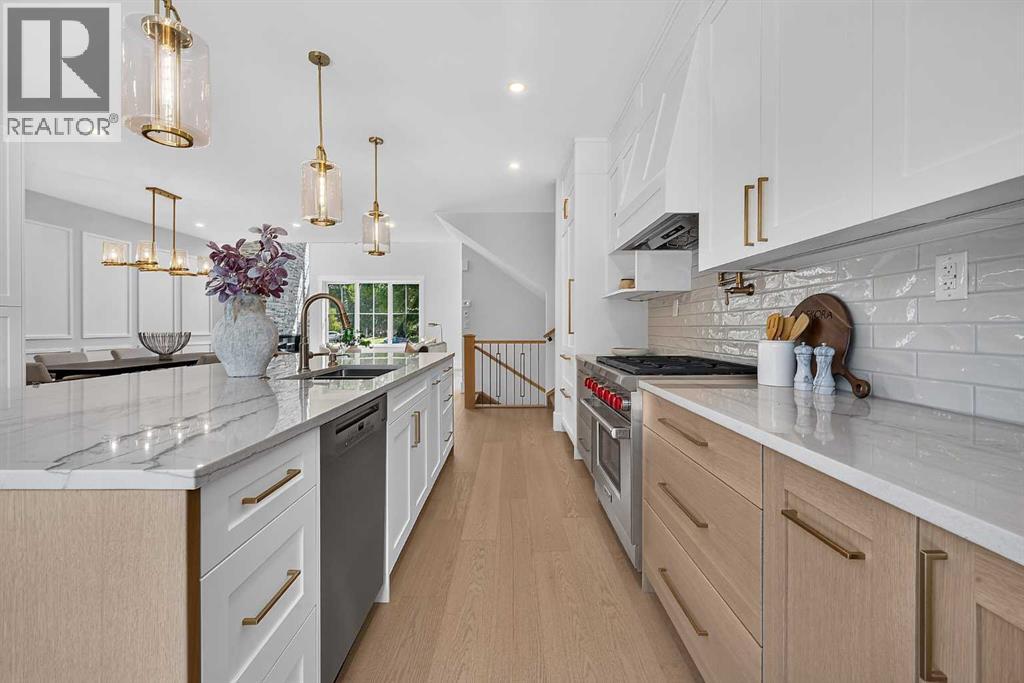 88 Woodlark Drive SW - 19