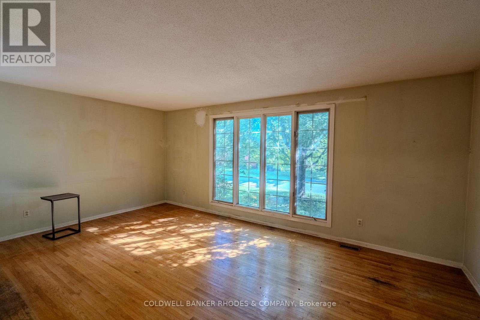 26 CROFTON ROAD - Image 24