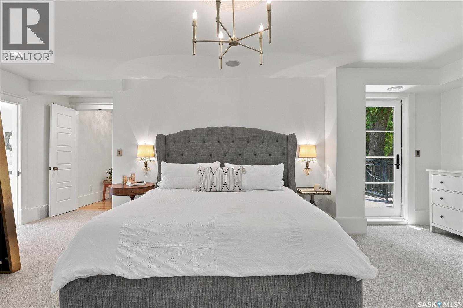 100 Poplar CRESCENT - Image 32