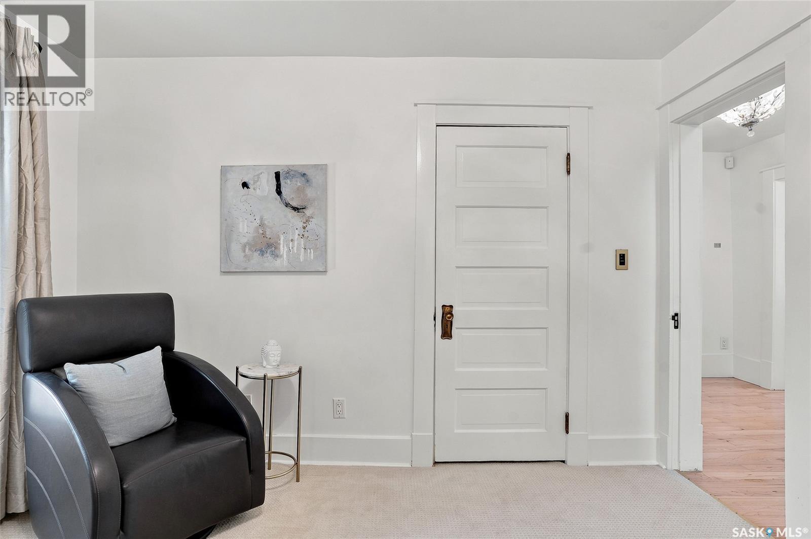100 Poplar CRESCENT - Image 47