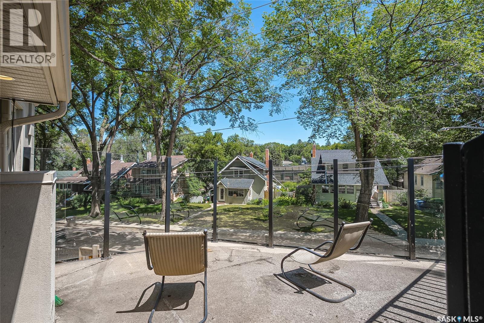 100 Poplar CRESCENT - Image 53