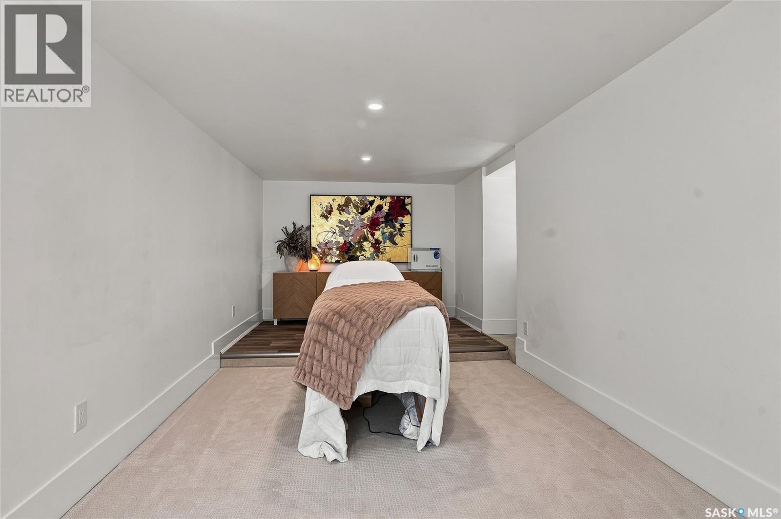 100 Poplar CRESCENT - Image 58