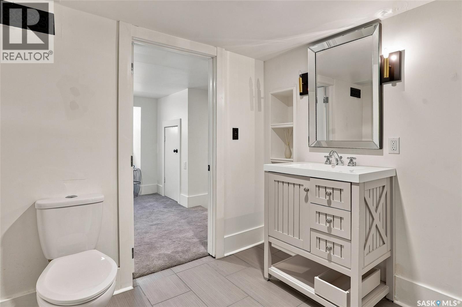100 Poplar CRESCENT - Image 71