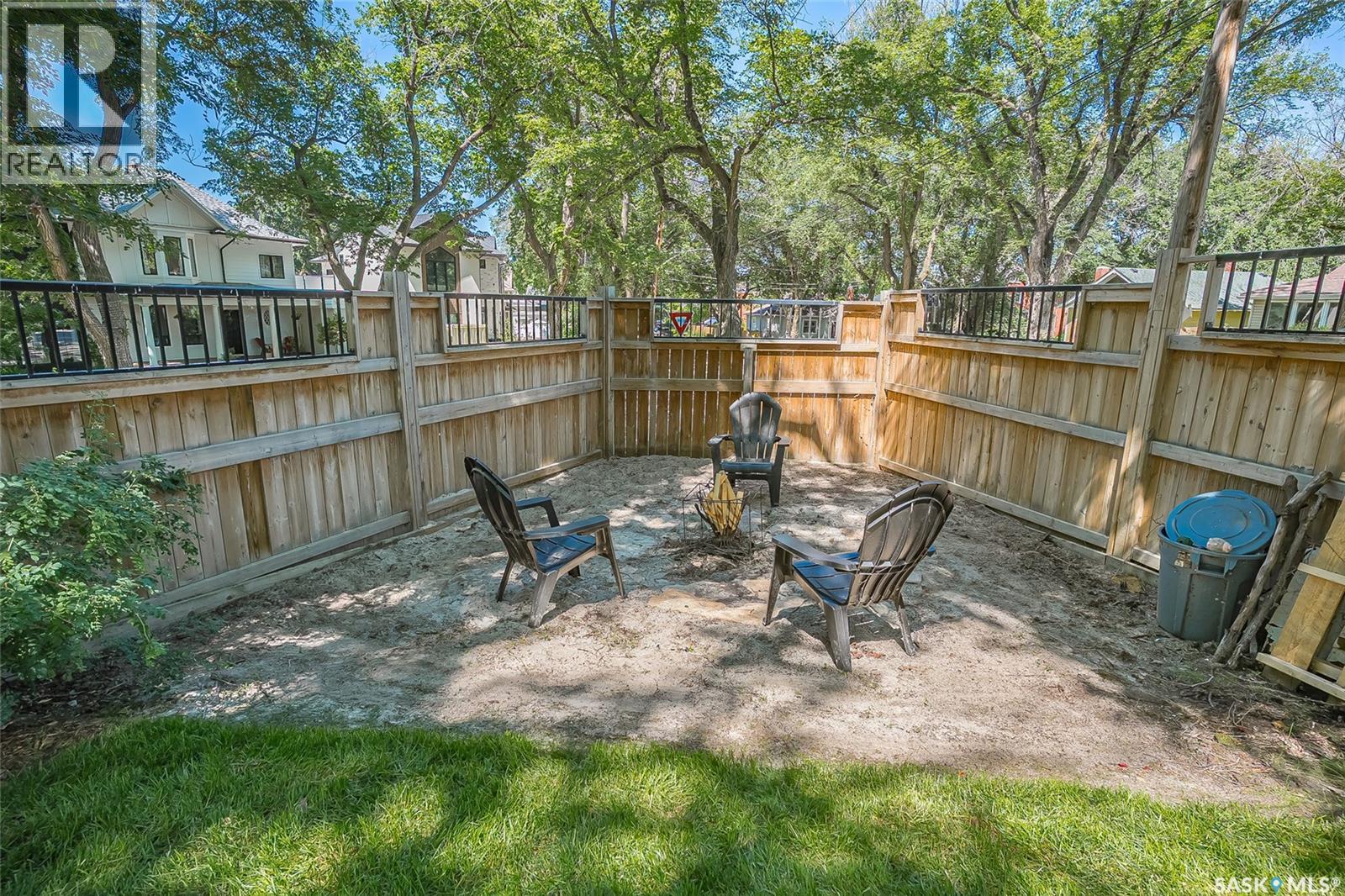 100 Poplar CRESCENT - Image 80
