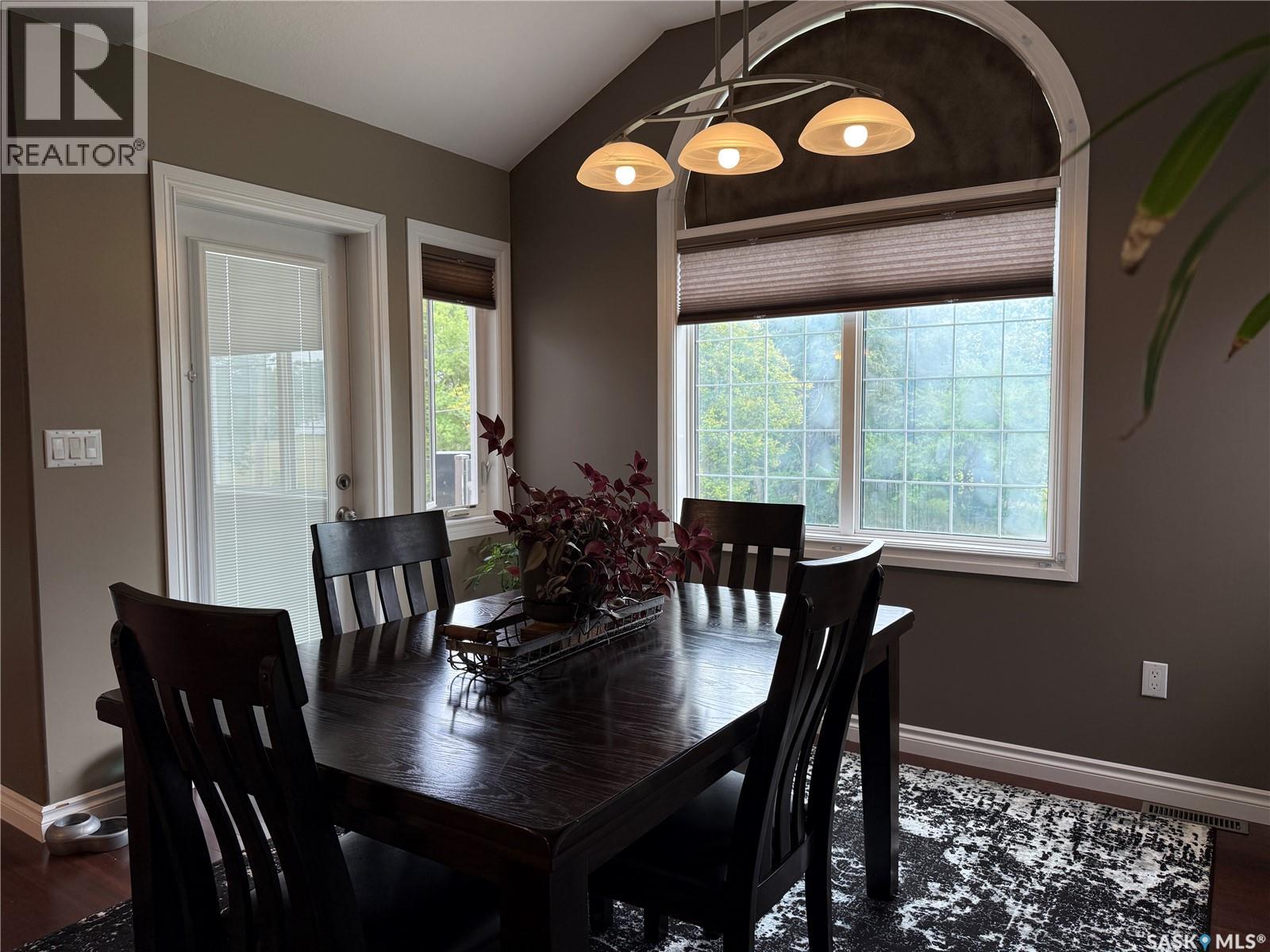 630 Saskatchewan STREET - Image 22