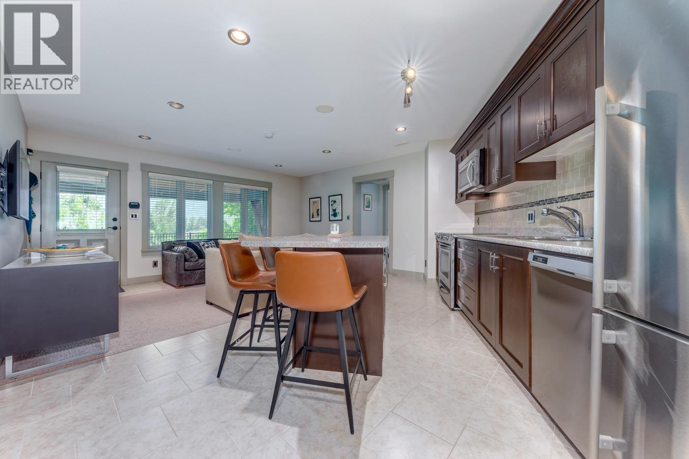 5 Bed, 5 Bath House for Sale in Squamish – 41155 ROCKRIDGE PLACE, Squamish – MLS# R3158935 - Image 37