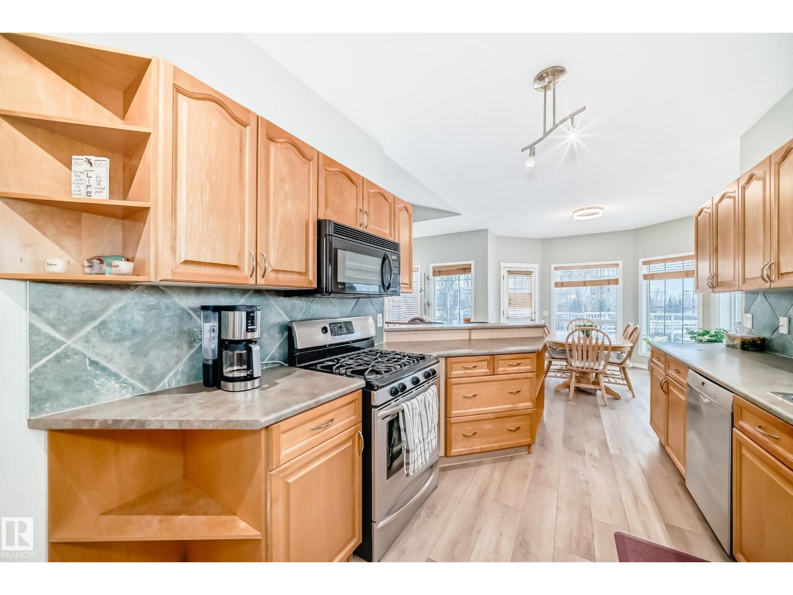 576 GLENWRIGHT CR NW - 18