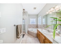 576 Glenwright Cr Nw, Edmonton, AB T5P4E6 Photo 27