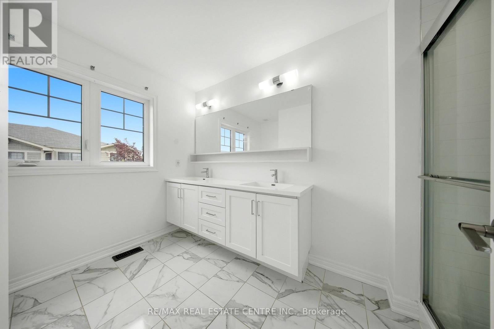 #167 1890 RYMAL ROAD E - 19