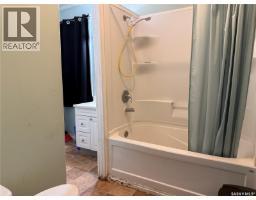 71 Ross Street W, Moose Jaw, SK S6H2M2 Photo 18