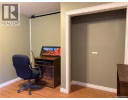 71 Ross Street W, Moose Jaw, SK S6H2M2 Photo 8