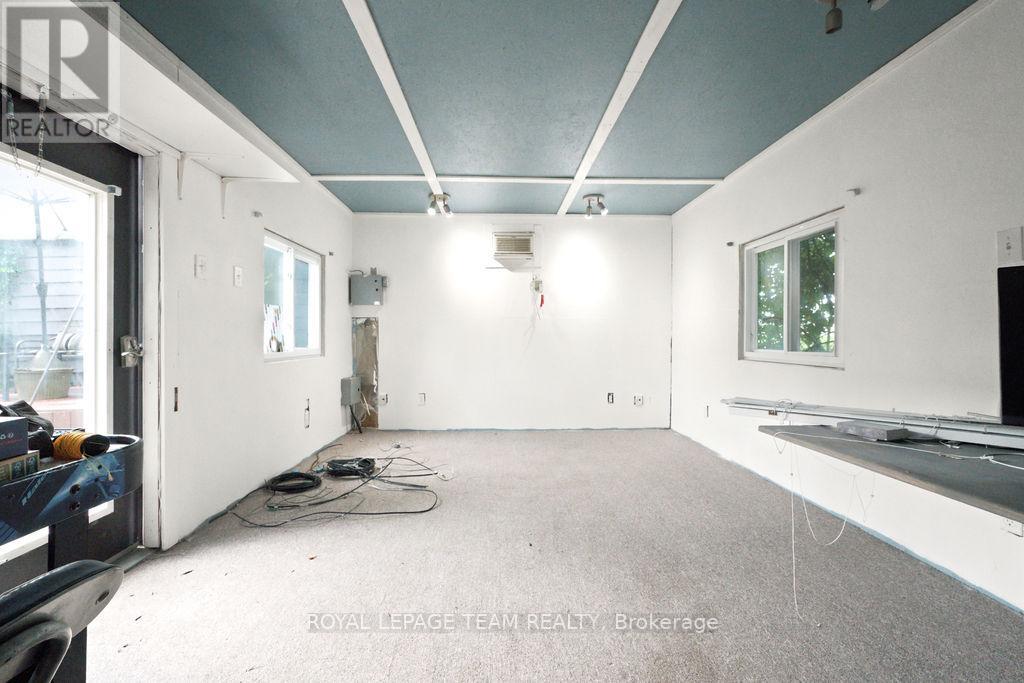 2141 BELAIR DRIVE - 42