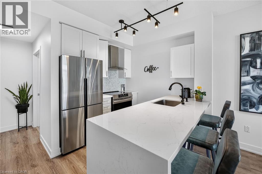 #327 35 SOUTHSHORE Crescent - Image 16