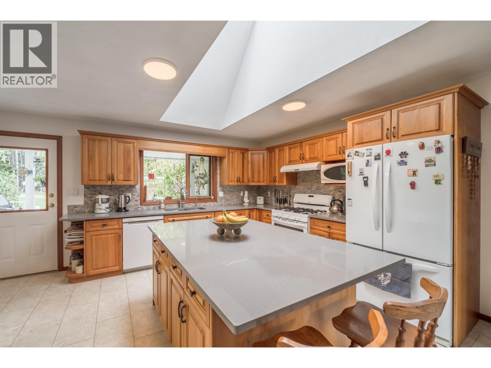 7497 LITTLE FORT 24 HIGHWAY - 18